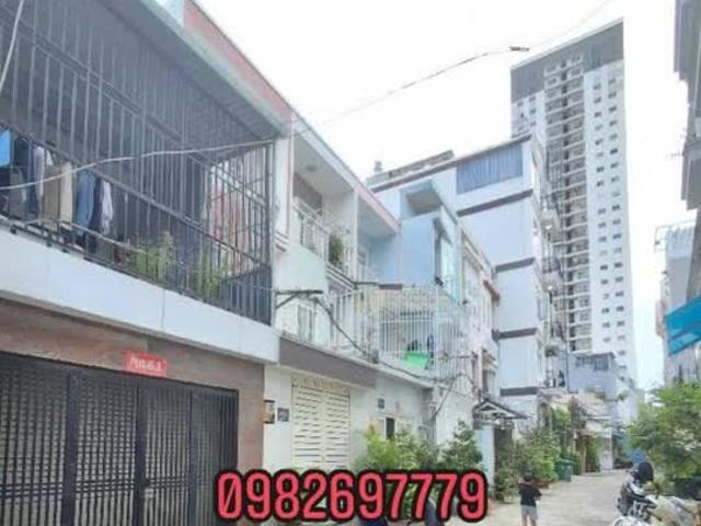 Quận 7 hẻm lê thị chợ ô tô 7 chỗ ngủ trong nhà 2 tầng btct nhỉnh 7 đồng diện tích