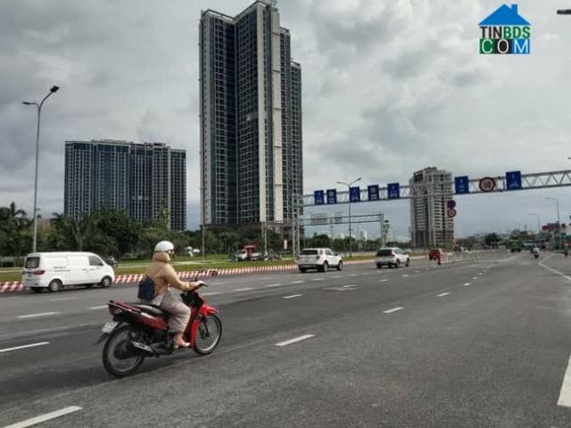 Quận 7 Nhà Mặt Tiền Huỳnh Tấn Phát dt: 5,2 X 21M giá Nhỉnh: 22tỷ lh 0933902