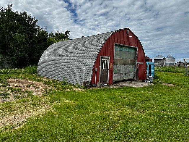 Quonset, Shop, Sheds