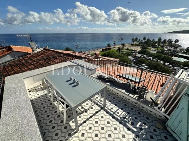 Quatre pièces en duplex avec spectaculaire terrasse sur le toit et époustouflante vue mer panoramique