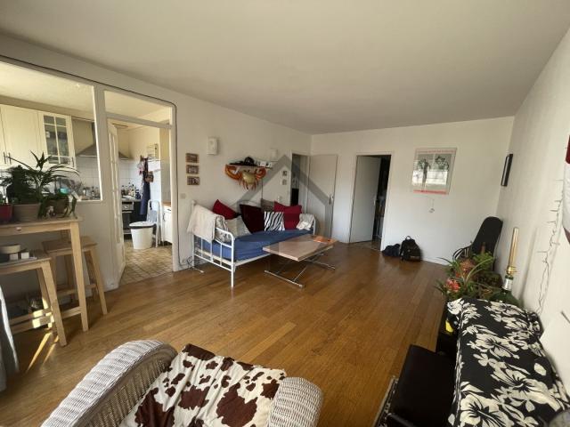 QUATRE PIECES LOUE DE 69 M2 AVEC CAVE