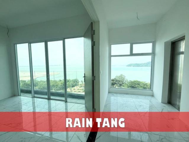 Quay West Super Seaview Condo end lot unit 2 Private Lift key on hand