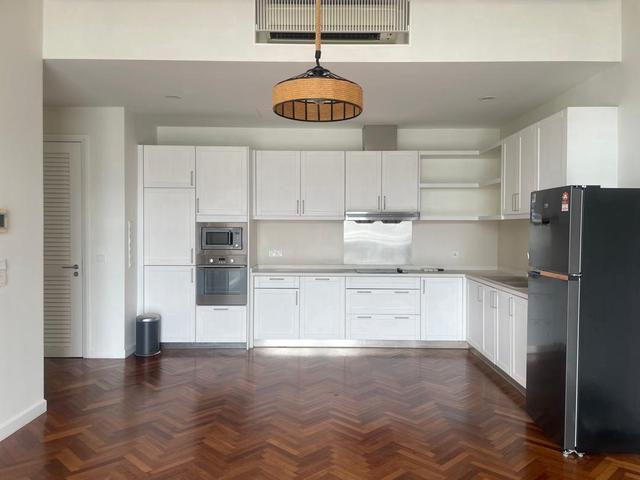 Quayside Straits Quay 11 Partial Furnish Good Condition Rare Unit
