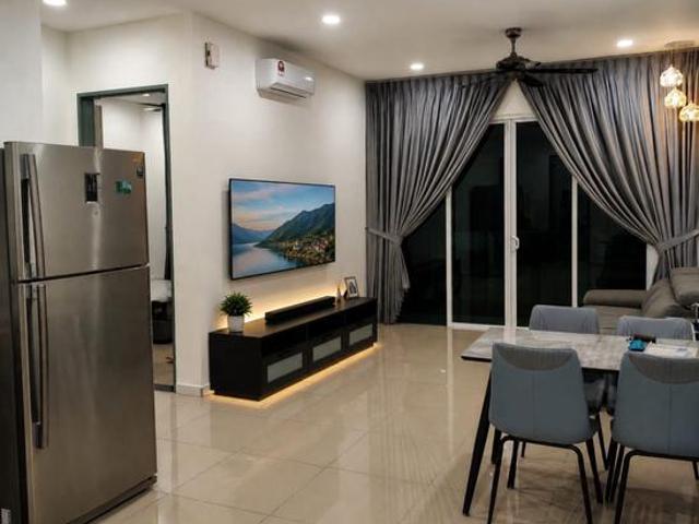 Quaywest 760sqft Fully Furnished Seaview Gelugor Bayan Lepas USM Nego