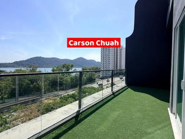 Quaywest direct seaview 1310sf with private lift 3 rooms key on hand
