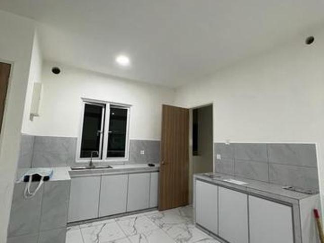 Quaywest Residence Bayan Lepas 1246sf Middle Floor Block A