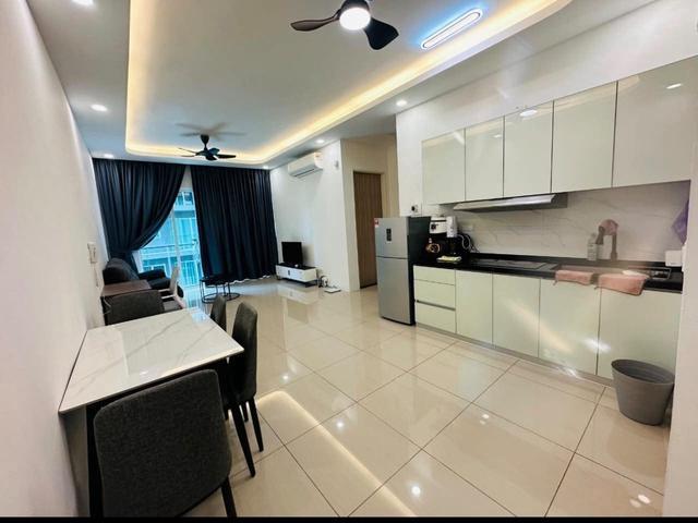 Quaywest Residence Fully Furnished Renovated Near QB Mall