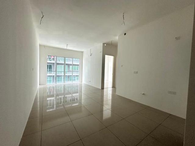 Quaywest Residence Quay West 2 Car Park Middle Floor Rare In Market