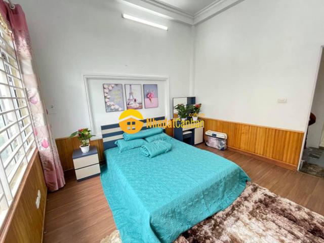 Quá đẹp gần hoàng quốc việt 43m2 ở vip chỉ 5 tỷ 400 triệu