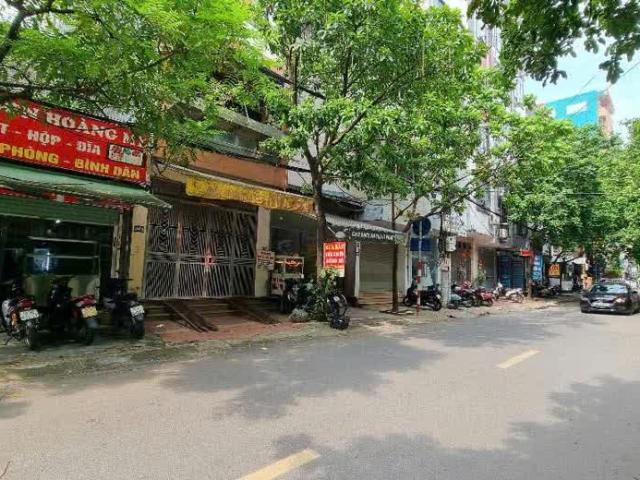 Quá rẻ, bán gấp nhà phố Bạch Thái Bưởi, Hà đông 35m2, lô góc, ô tô đỗ cửa, 3 tỷ