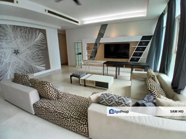 Quadro Residences