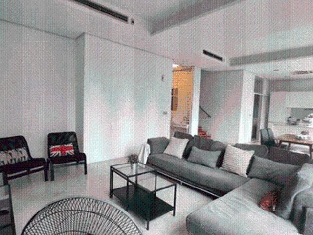 Quadro Residences