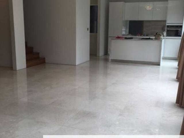 Quadro Residences