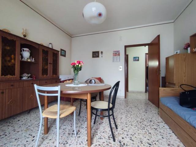 QUADRIVANI IN VENDITA