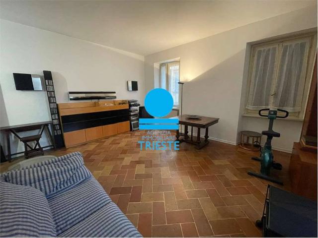 Quadrilocale 100 m², Centro Storico, Pesaro