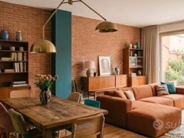 Quadrilocale con Balcone in zona Ardeatino