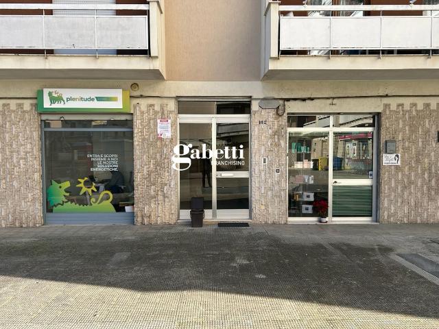 Quadrilocale con box a Canosa di Puglia