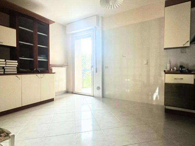 Quadrilocale con box, Altamura zona pretura