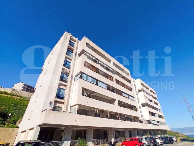 Quadrilocale con box doppio a Messina