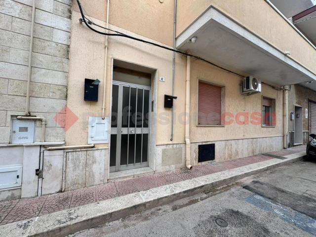 Quadrilocale con giardino a Leporano