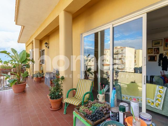 Quadrilocale con terrazzo a Catania