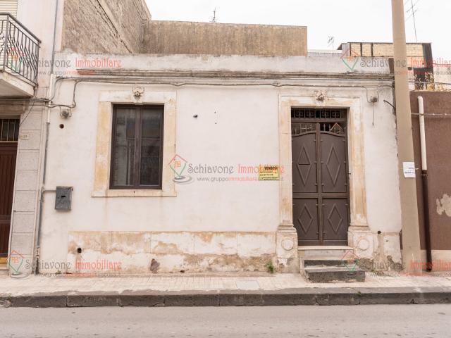 Quadrilocale con terrazzo a Floridia