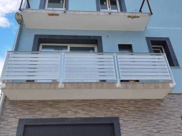 Quadrilocale con terrazzo a Floridia