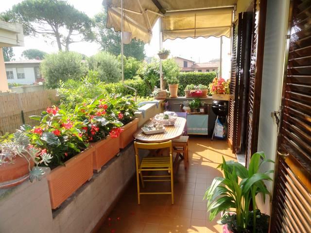 Quadrilocale con terrazzo a Massa