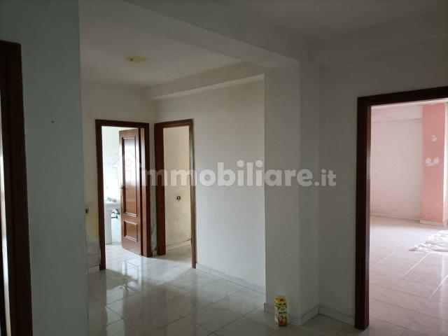 Quadrilocale Contrada Petraro 80, Rose