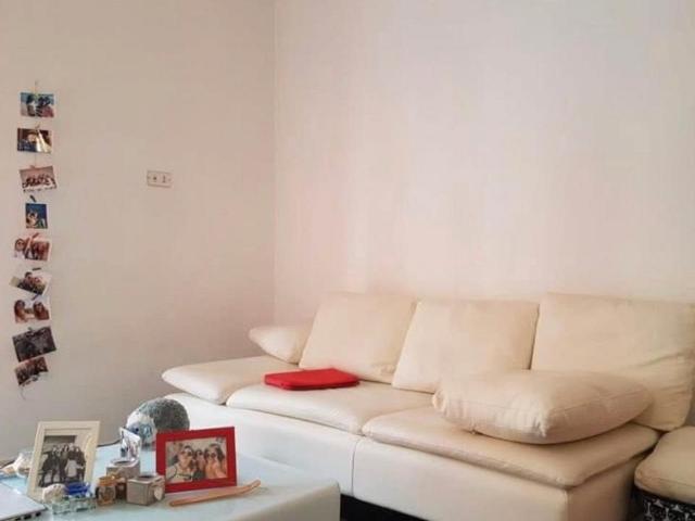 QUADRILOCALE CORSO TASSONI: 490 euro