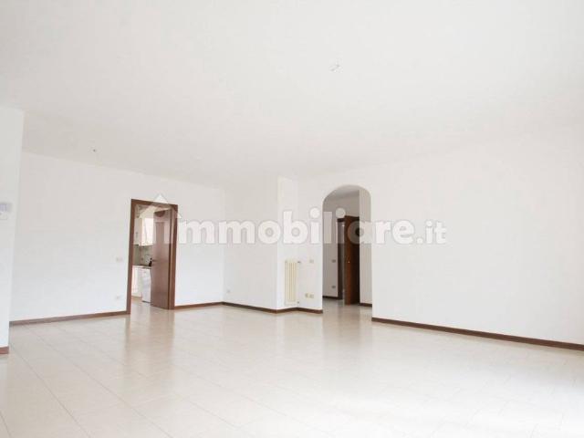 Quadrilocale corso Xxv Aprile 25, Centro, Luino
