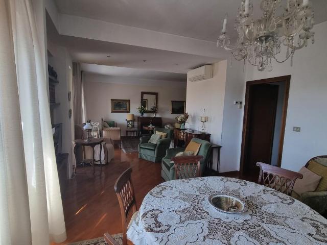 Quadrilocale classe A+, Livorno calzabigi