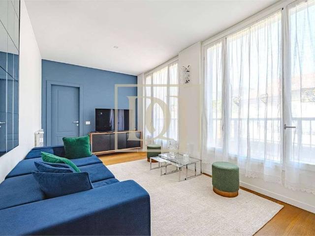 Quadrilocale Borgonuovo, 19, Brera, Milano