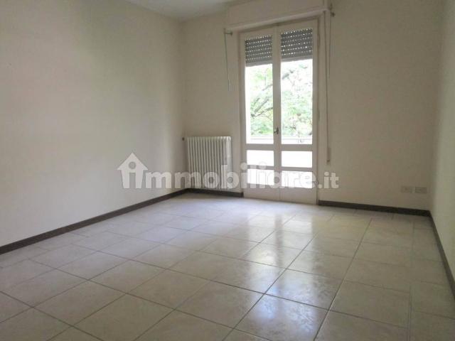 Quadrilocale buono stato, secondo piano, Clinica Piacenza, Piacenza