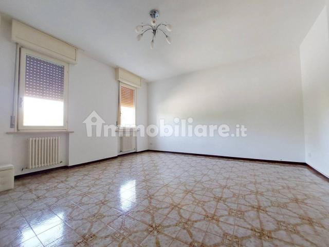 Quadrilocale buono stato, primo piano, Centro, Guastalla
