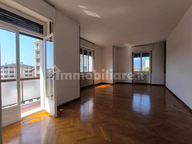Quadrilocale buono stato, quinto piano, Crocifissa di Rosa, Brescia