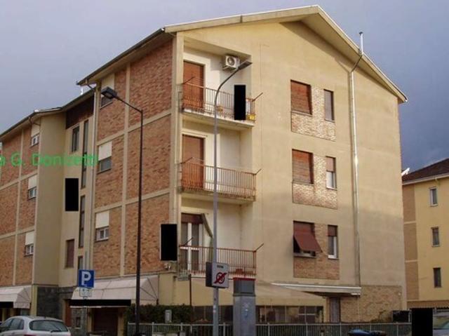 Quadrilocale da ristrutturare in via gaetano donizetti 25/14, Valenza