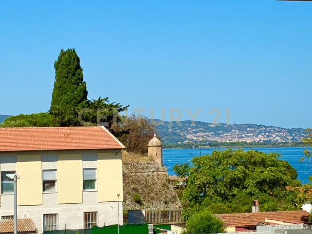 Quadrilocale da ristrutturare in via vittorio alfieri 2, Orbetello