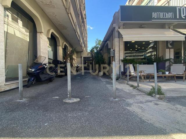 Quadrilocale da ristrutturare in viale scala greca 413, Siracusa
