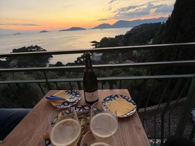 Quadrilocale Fiascherino, La Serra, Tellaro, Lerici