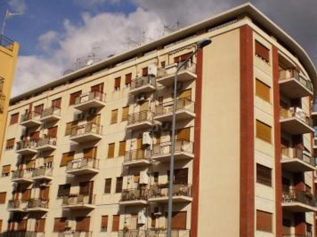 Quadrilocale in affitto a Messina