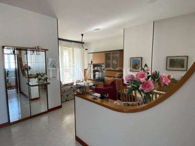 Quadrilocale in affitto a Milano via Carlo Marx, Quarto Cagnino