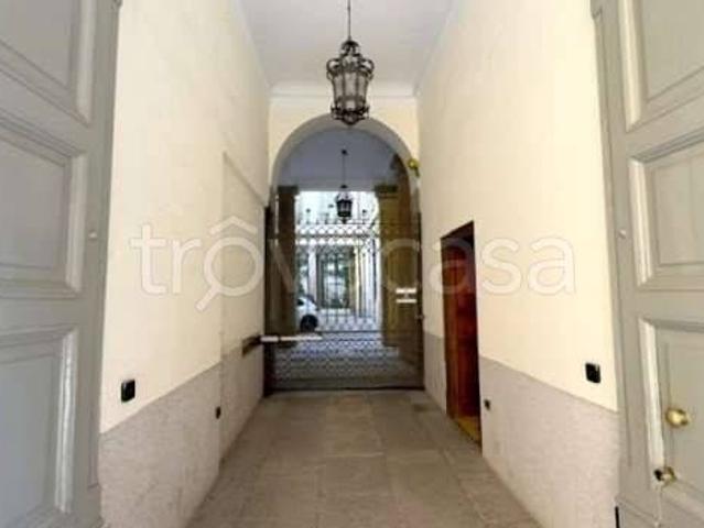 Quadrilocale in affitto a Milano via Amedei, Missori