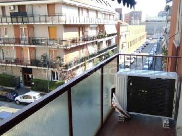 Quadrilocale in affitto a Milano via Giuba, 19, Cimiano