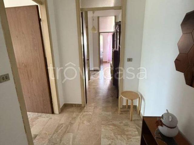 Quadrilocale in affitto a Milano via Ettore Ponti, 58, Barona
