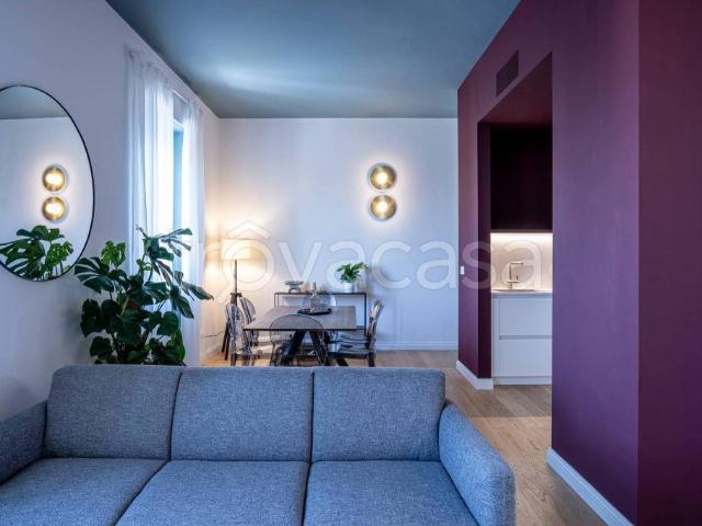 Quadrilocale in affitto a Milano, Corso San Gottardo