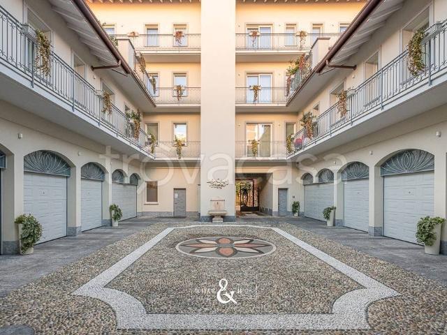 Quadrilocale in affitto a Monza via Cortelonga, 10, Centro Storico