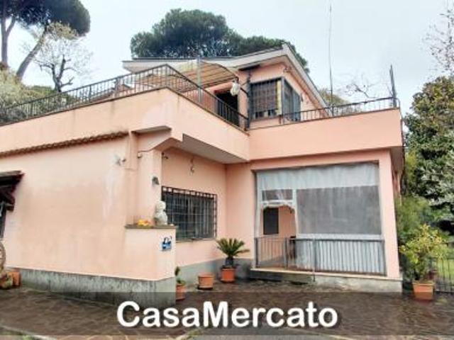 Quadrilocale in affitto a Nemi