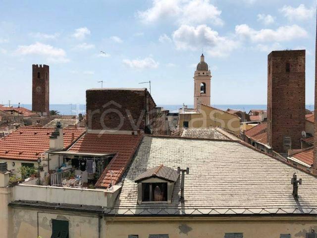 Quadrilocale in affitto a Noli via Repetto