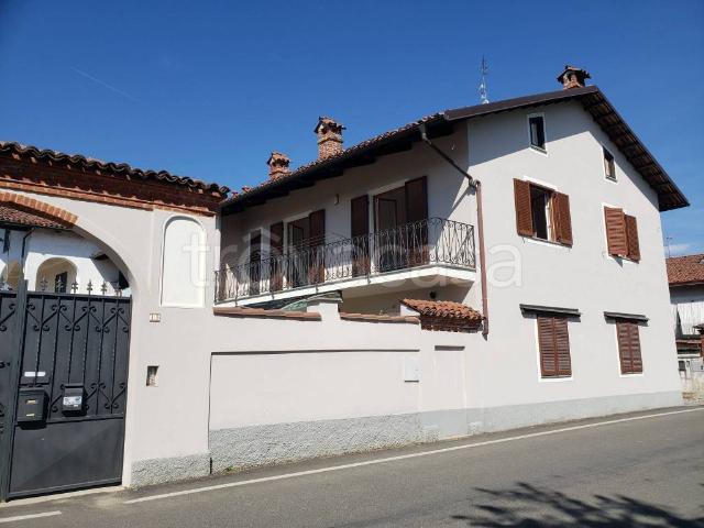 Quadrilocale in affitto a Osasio via Peschiere, 15